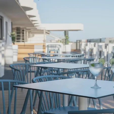 Hotel Sunset By Pierre & Salou