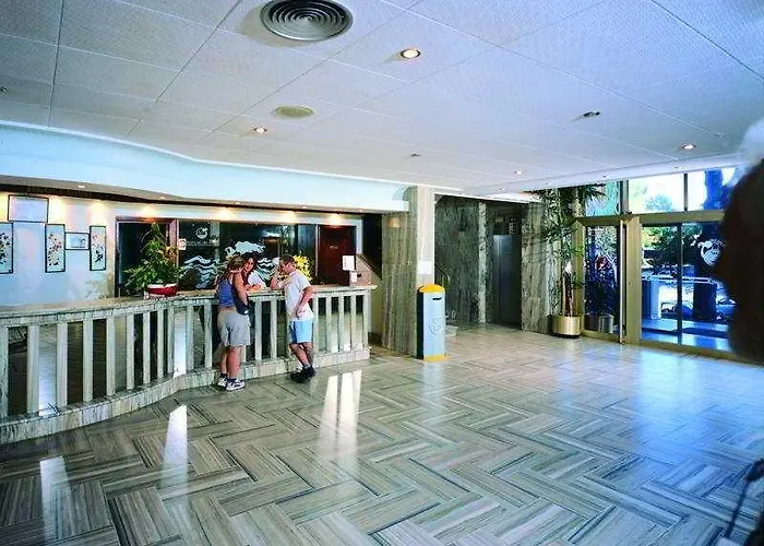 Sunset - Adults Recommended - By Pierre & Hotel